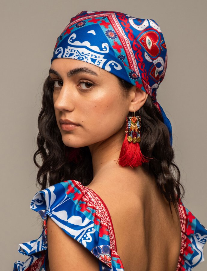 Milagros scarf