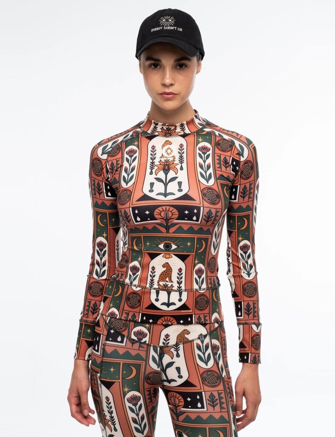 Mystic bloom performance top