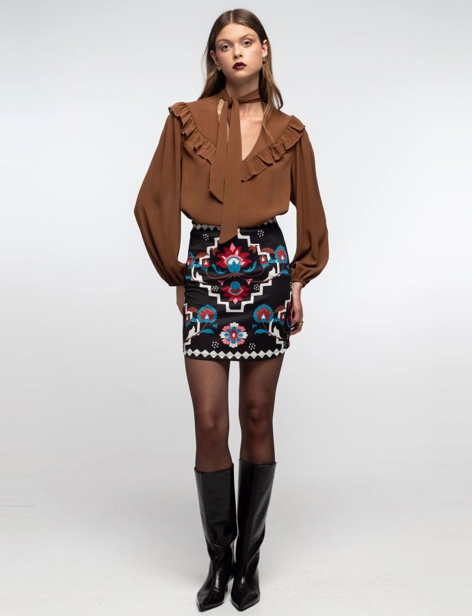 Romancer mini skirt