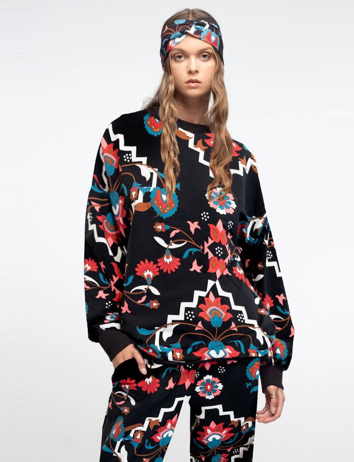 Romancer sweater top black