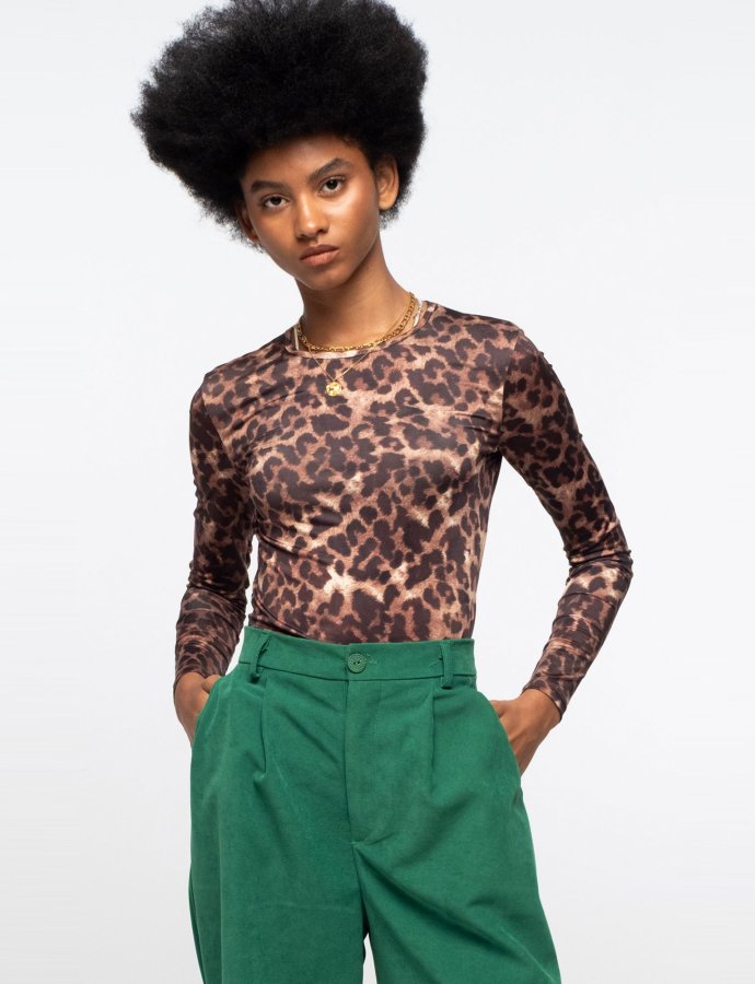 Rosette top