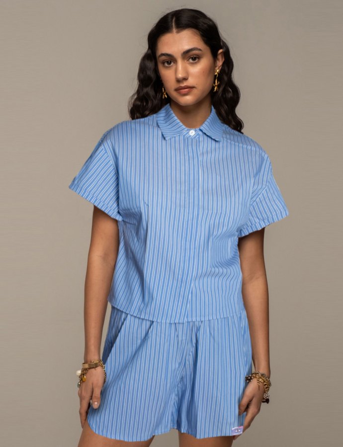 Resilience shirt blue