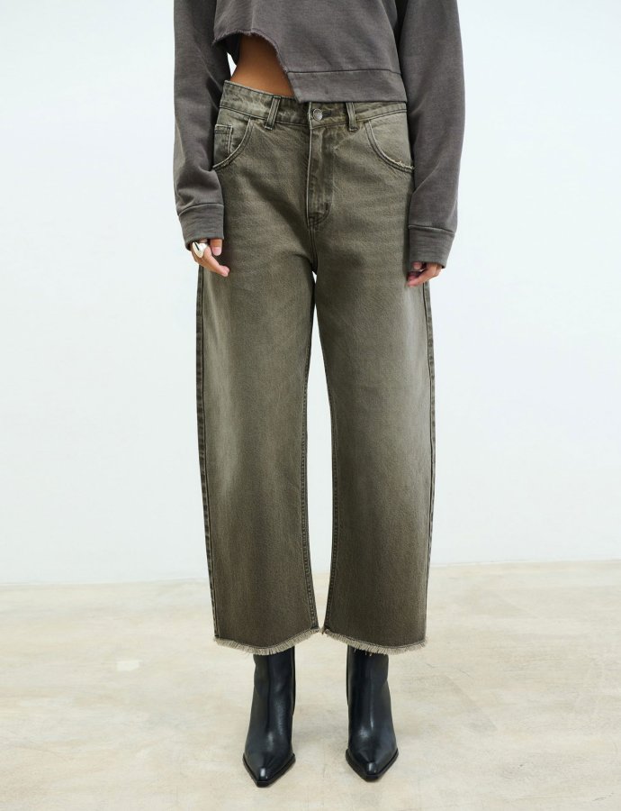Beth mold green denim pants