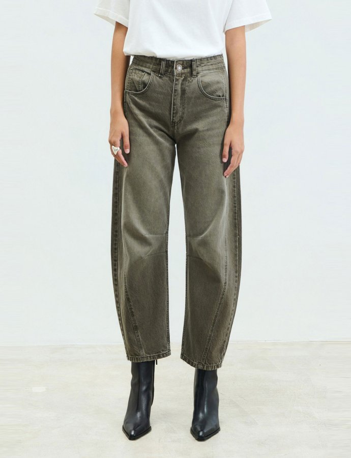 Rumi mold green denim pants