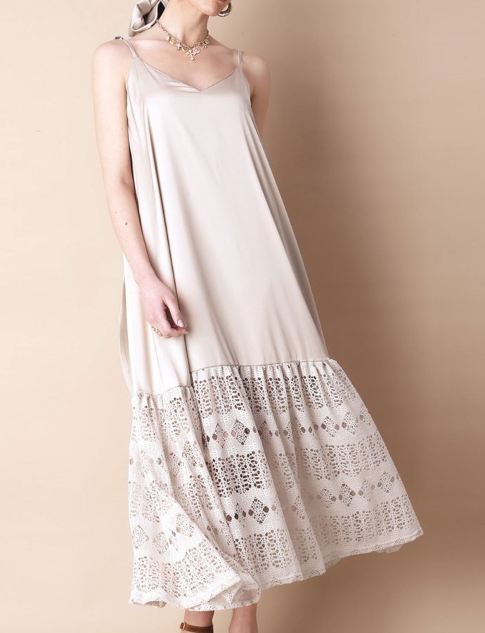 Sylvia dress ivory